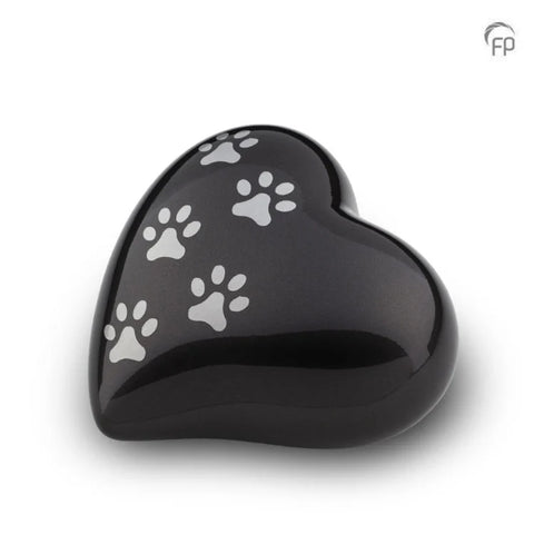 HUH032M Metal Pet urn heart medium 