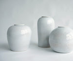 VERNO – handgemaakte urne in wit keramiek
